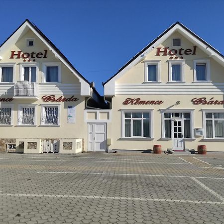 Kemence Csarda Es Szalloda Ньиредьхаза Экстерьер фото